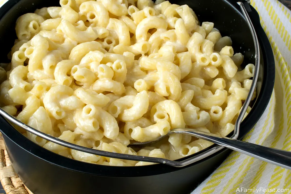 how long do you boil noodles for baked mac and cheese